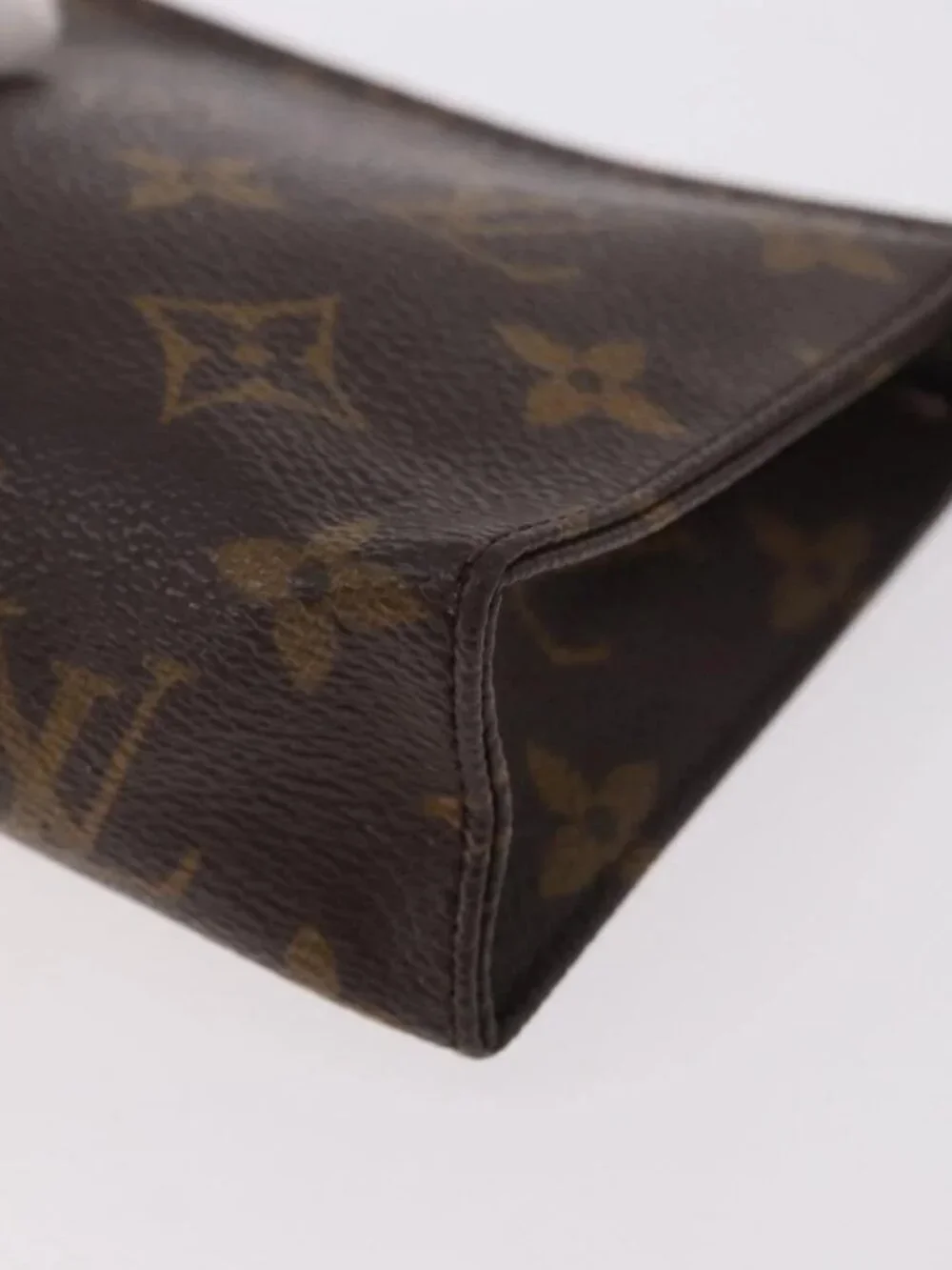 LOUIS VUITTON Monogram Poche Toilette 15 Pouch M47546 LV Auth hk3907